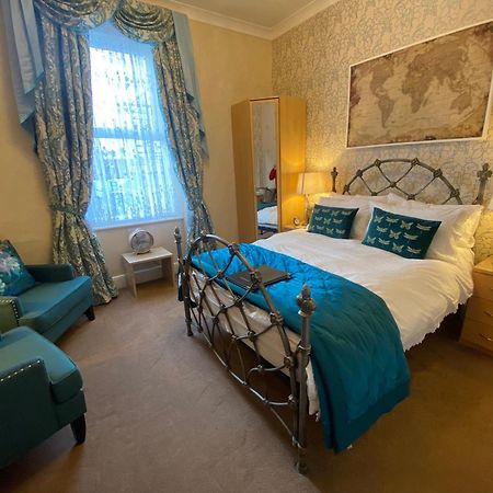 Stratford House Exclusively For Adults Hotell Llandudno Eksteriør bilde