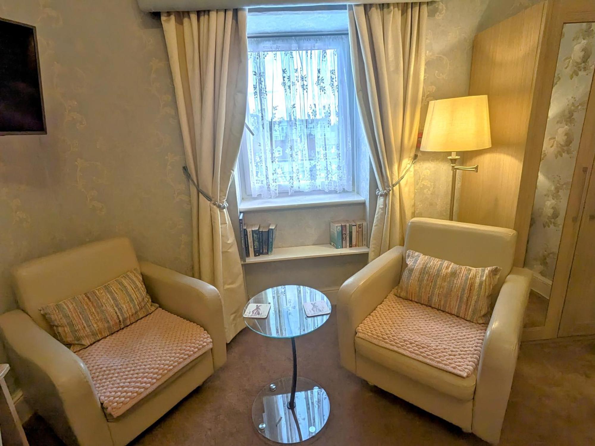 Stratford House Exclusively For Adults Hotell Llandudno Eksteriør bilde