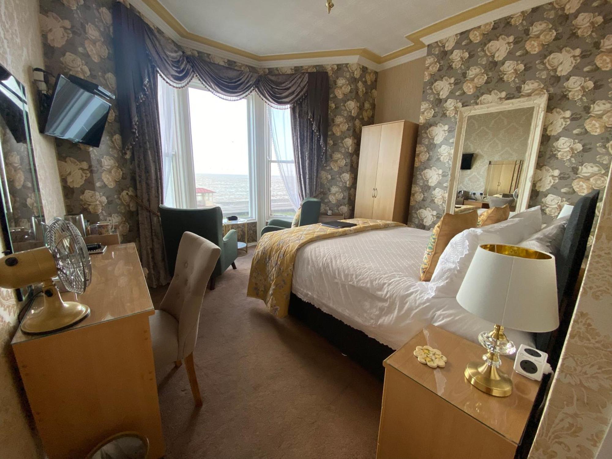 Stratford House Exclusively For Adults Hotell Llandudno Eksteriør bilde